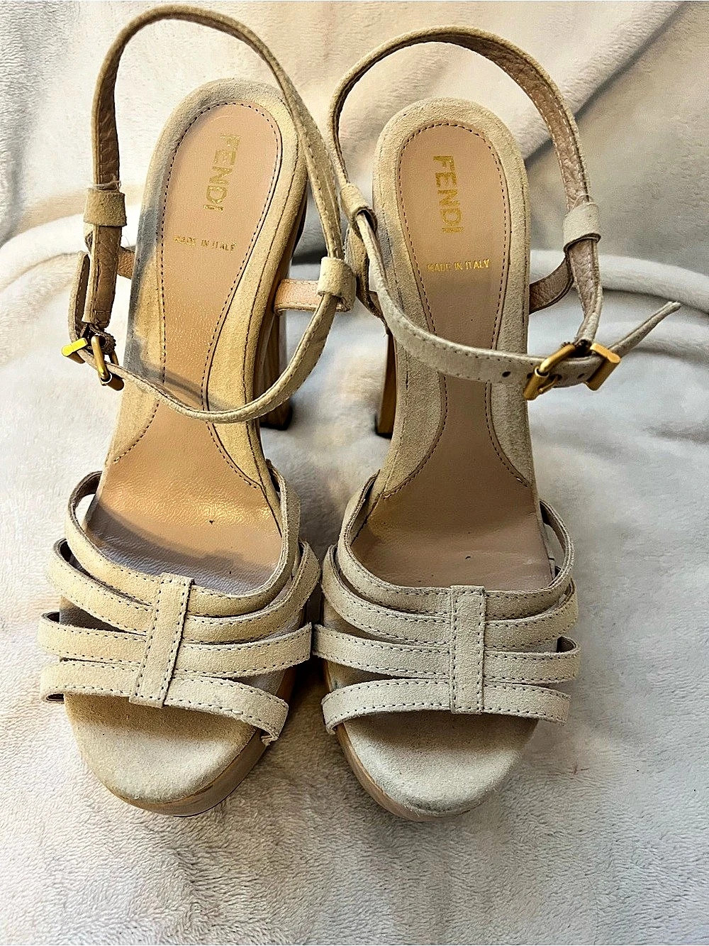 Rare Fendi Platform Heels Beige EU 38